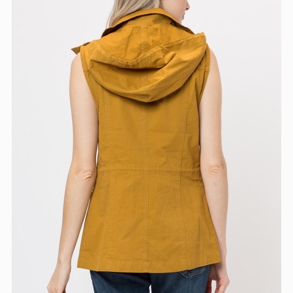 Mustard Yellow Utility Vest - Picture 4 of 4